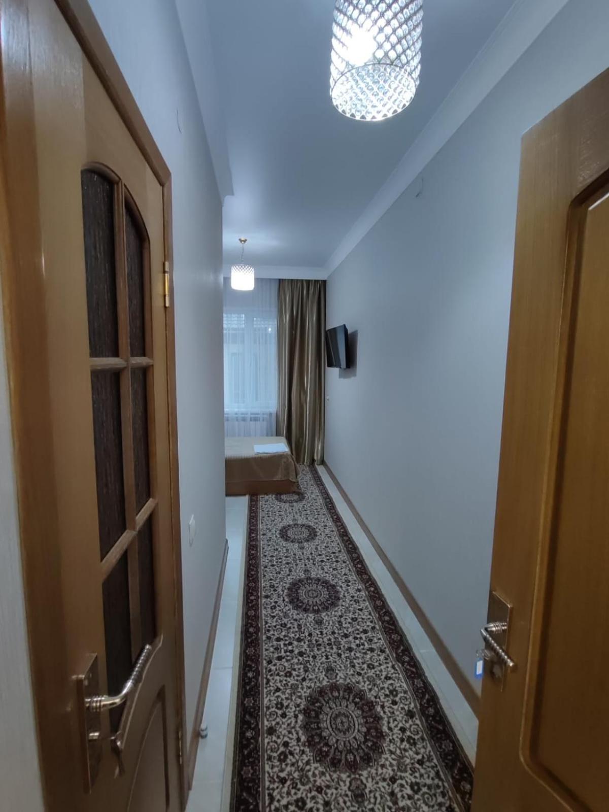 Hotel Gostinitsa Grand Kyzylorda Esterno foto