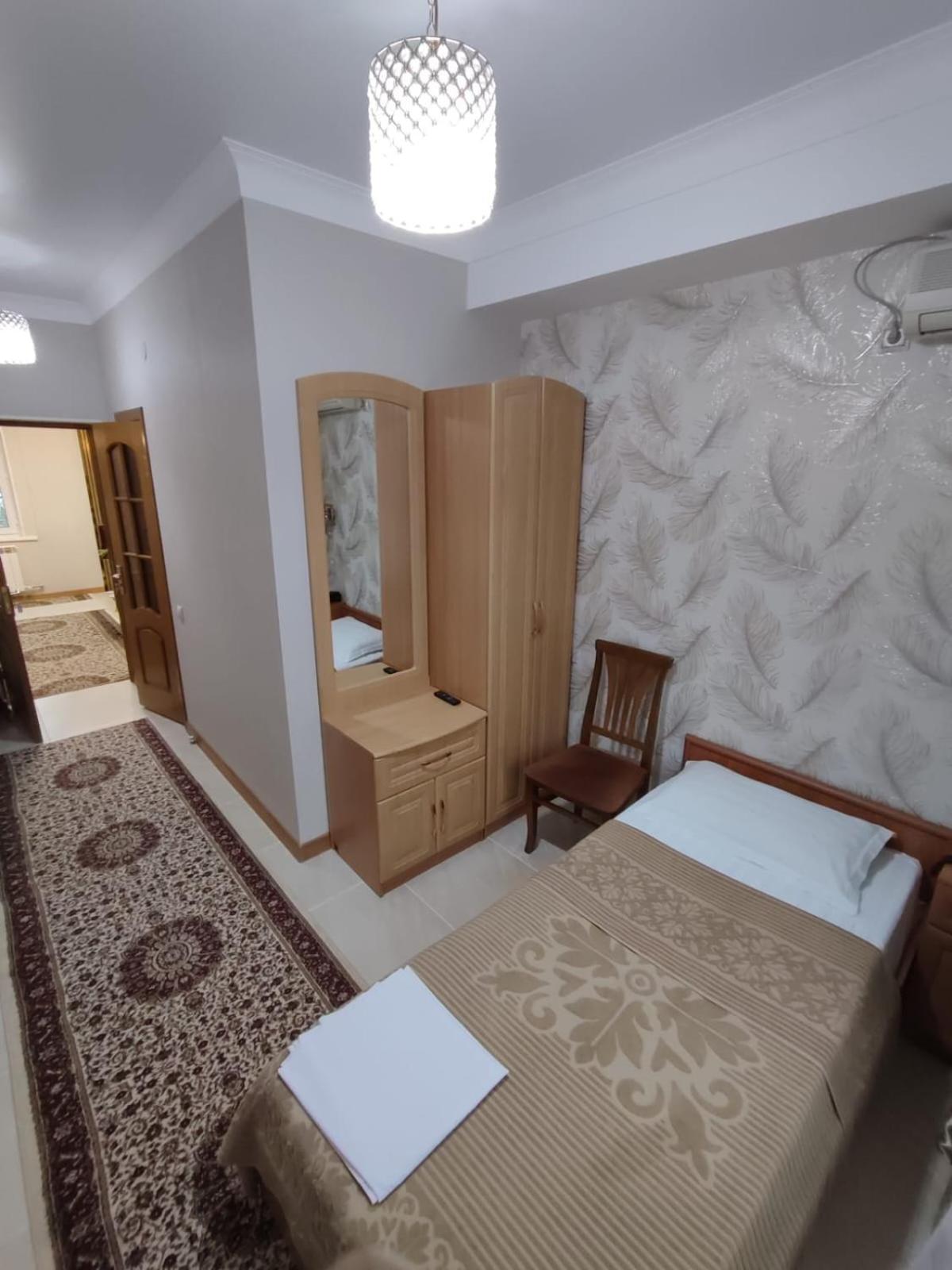 Hotel Gostinitsa Grand Kyzylorda Esterno foto